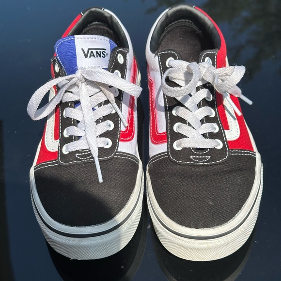 Kids vans - Picture 1 of 8